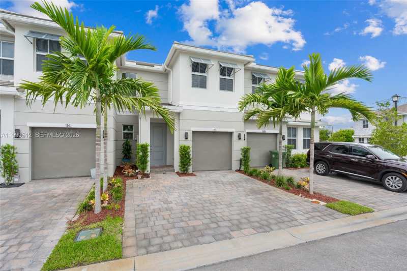 110 SW 171st Way # 0, Pembroke Pines FL 33027