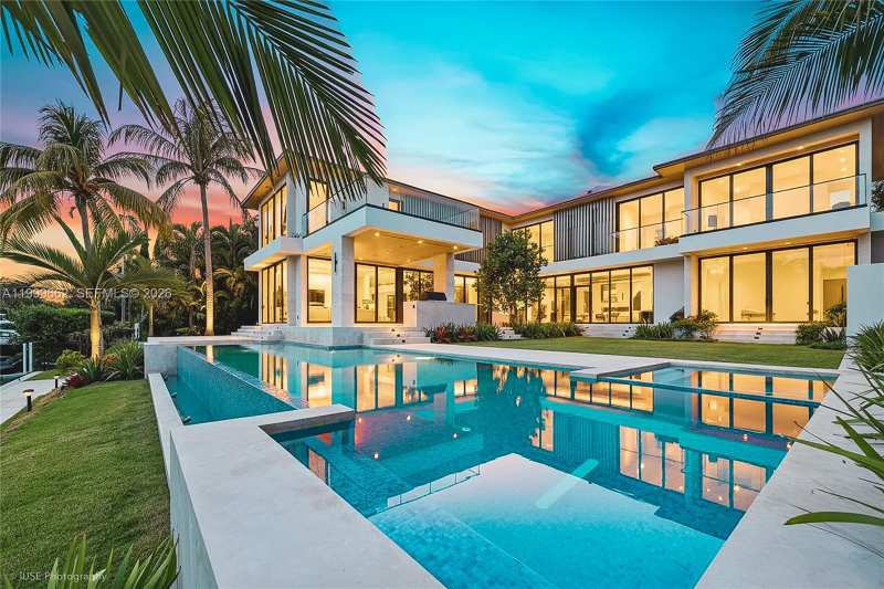 770 Lake Rd, Miami FL 33137