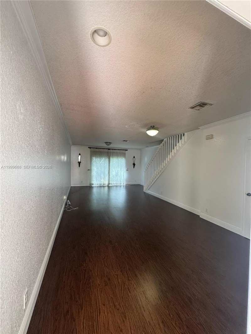 7659 Tamarac Island Circle, Tamarac FL 33321