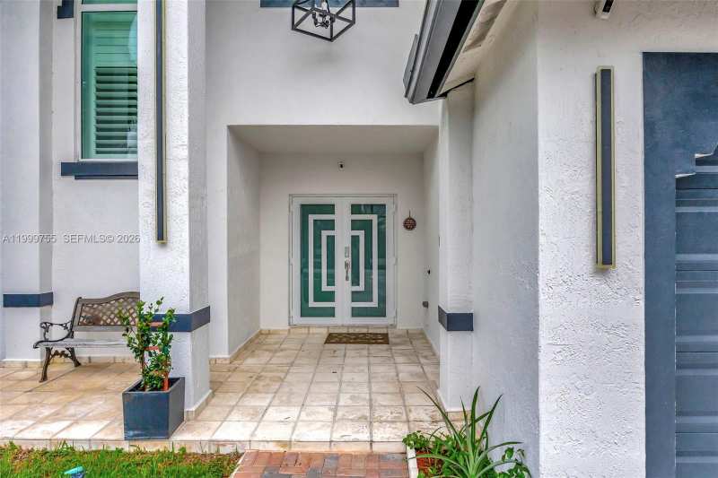 9663 SW 158th Ct, Miami FL 33196