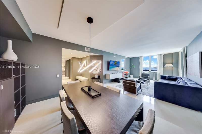 701 Brickell Key Blvd # 503, Miami FL 33131