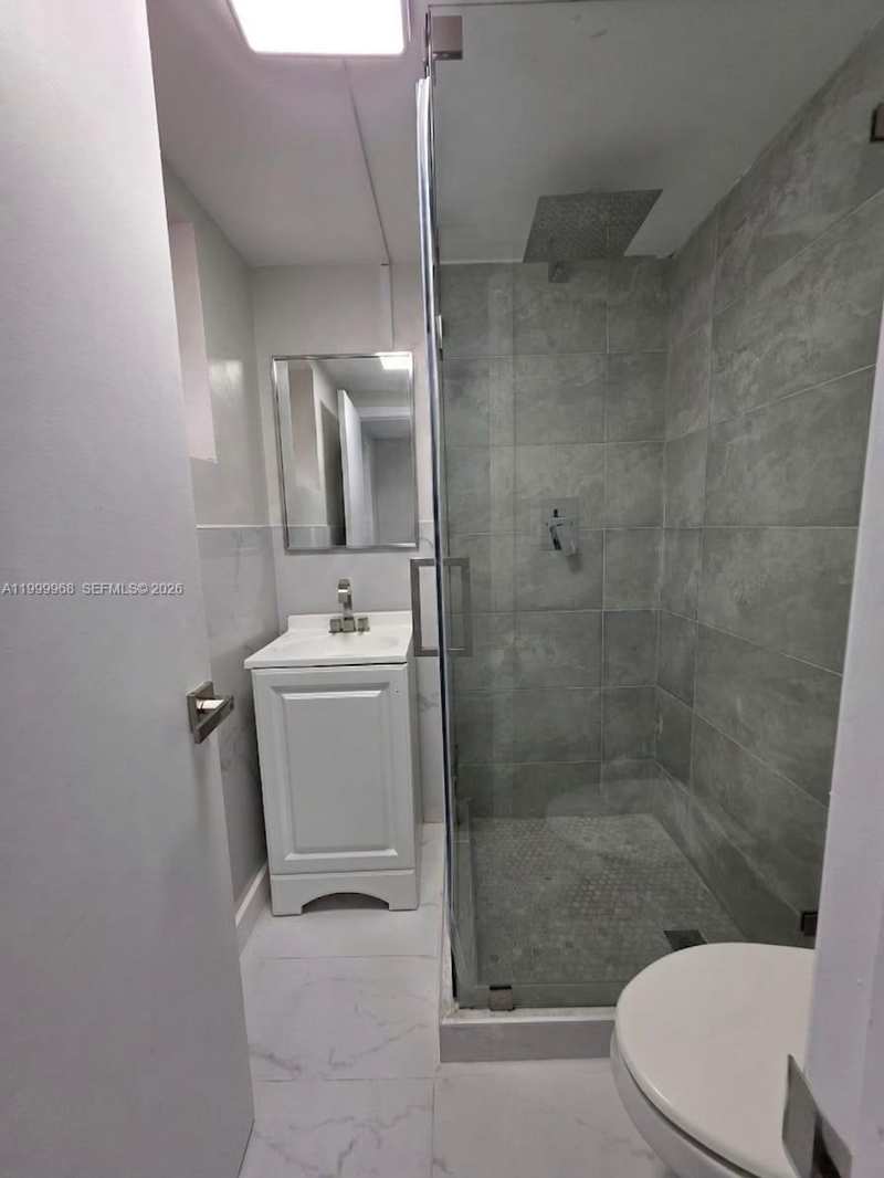 16400 NE 17th Ave # 701, North Miami Beach FL 33162