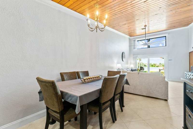 12542 Westhampton Circle, Wellington FL 33414