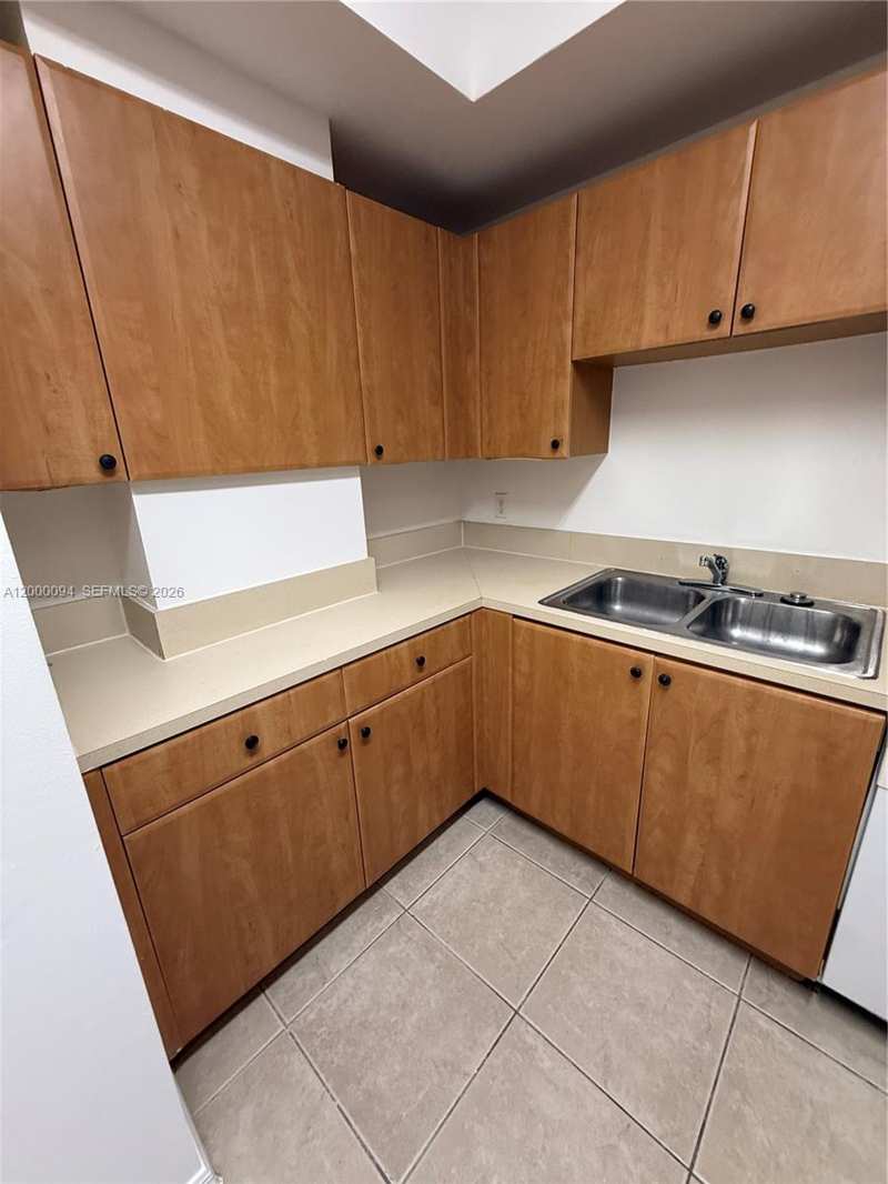119 SW 6th Ave # 709, Miami FL 33130
