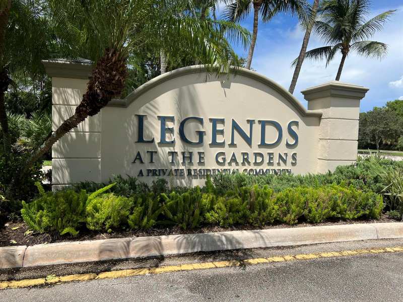 4991 Bonsai Circle # 111, Palm Beach Gardens FL 33418
