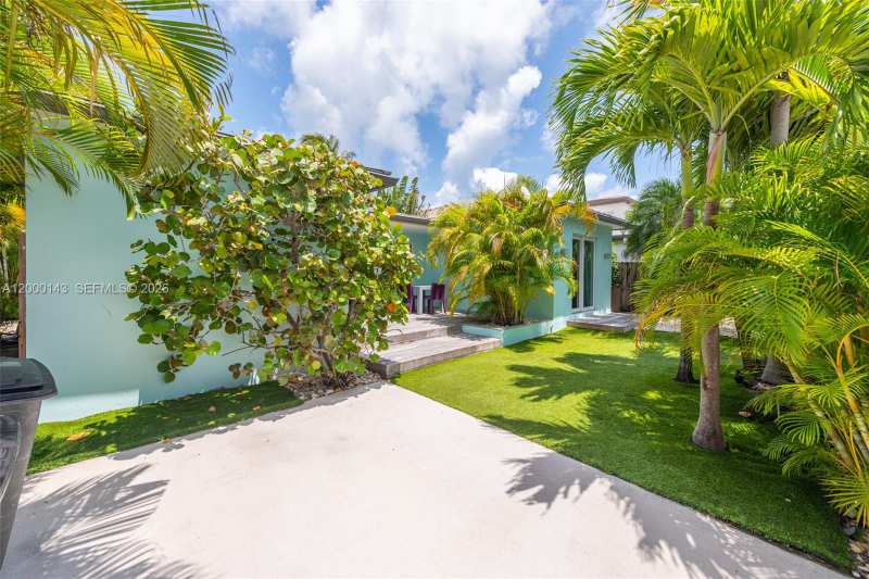 741 86th St, Miami Beach FL 33141