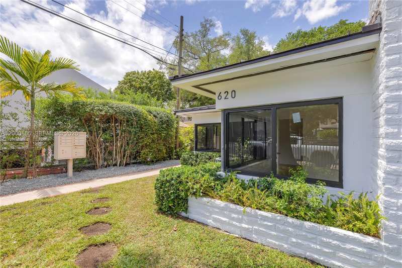 620 SW 6th Ave # 7, Miami FL 33130