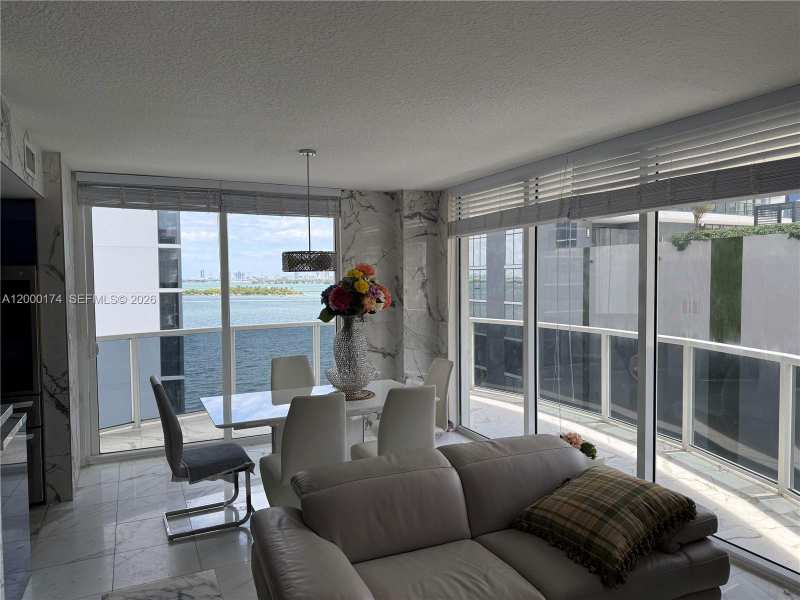 601 NE 23rd St # 903, Miami FL 33137