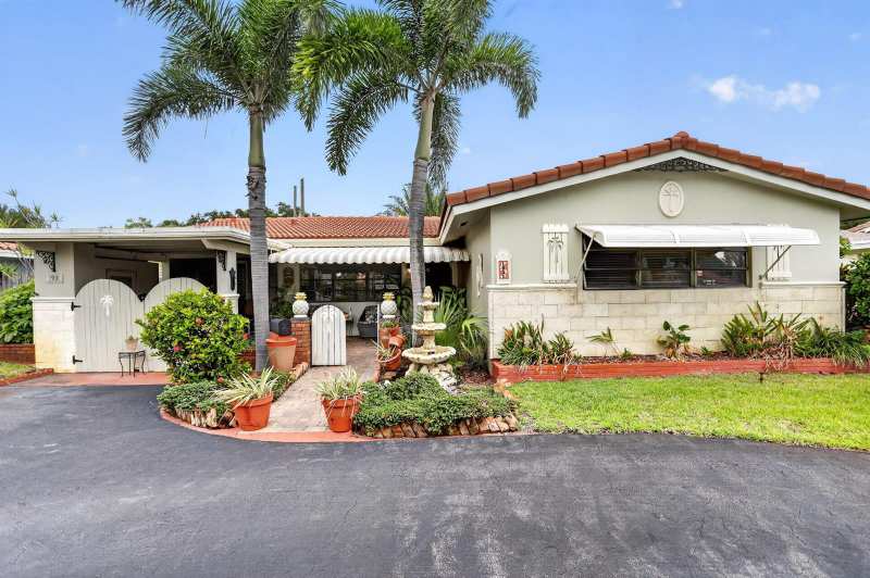 1931 NE 27th Street, Lighthouse Point FL 33064