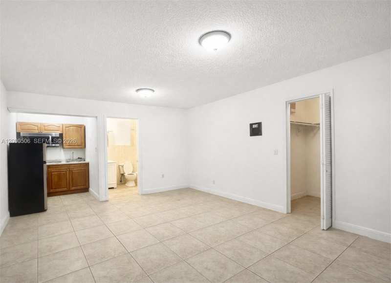 2471 NW 18th Ter # A, Miami FL 33125