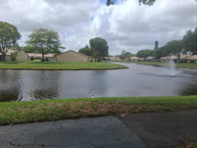 1024 Green Pine Boulevard # I, West Palm Beach FL 33409