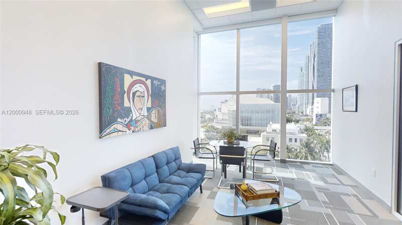 1501 Biscayne Blvd # C1, Miami FL 33132