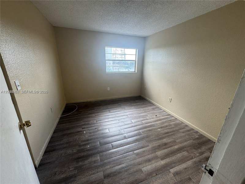 5100 SW 41st St, Pembroke Park FL 33023