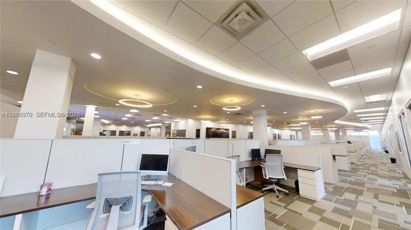 1501 Biscayne Blvd # 501D, Miami FL 33132