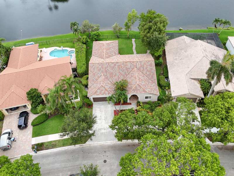 1968 Water Ridge Drive, Weston FL 33326