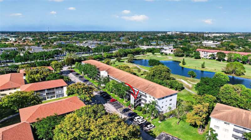 101 SW 132nd Way # 213J, Pembroke Pines FL 33027