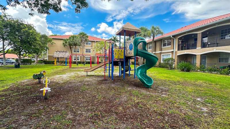 11700 SW 2nd St # 201, Pembroke Pines FL 33025