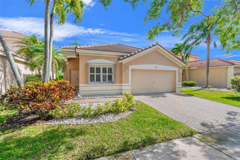1414 Banyan Way, Weston FL 33327