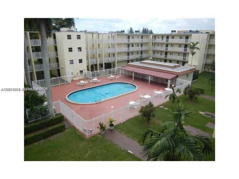 2800 NW 56th Ave # E403, Lauderhill FL 33313