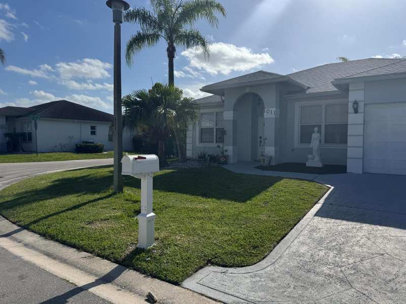 1011 Salmon Isle, FL 33413