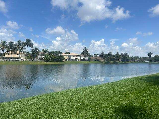 BREEZE OF GALLOWAY CONDO