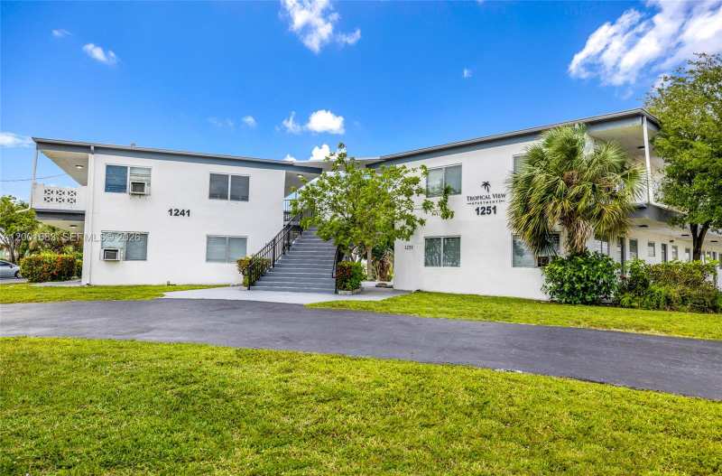 1241 W River Dr # 16, Margate FL 33063