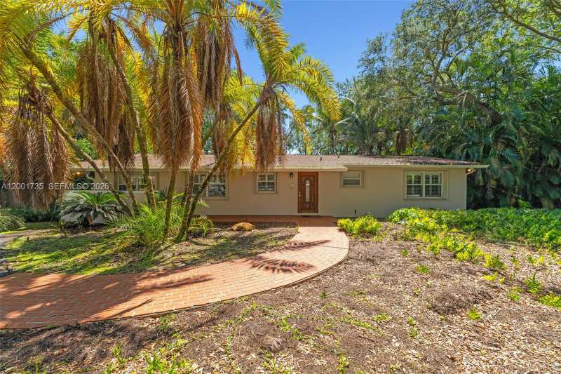 11401 SW 102nd Ave, Miami FL 33176