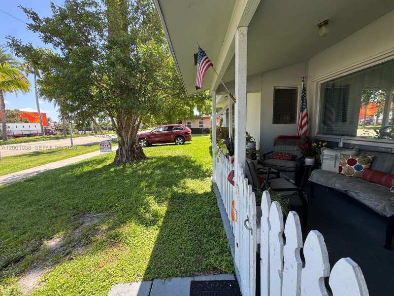 91 Fronton Blvd, Dania Beach FL 33004