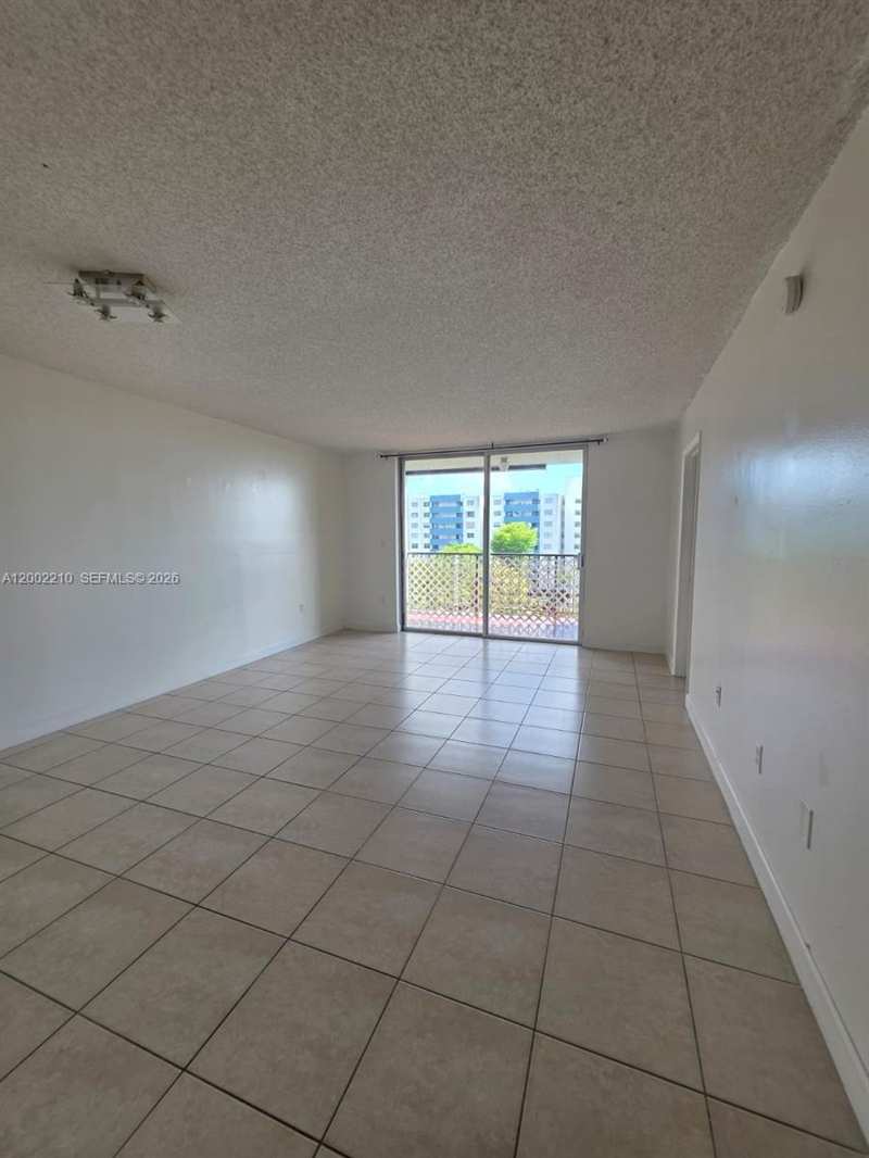 5055 NW 7th St # 602, Miami FL 33126