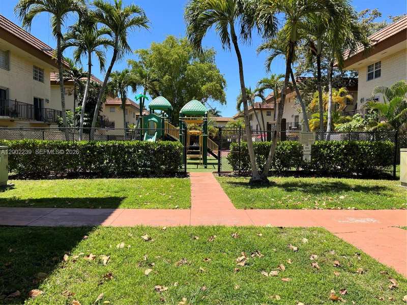 8650 SW 109th Ave # 111, Miami FL 33173