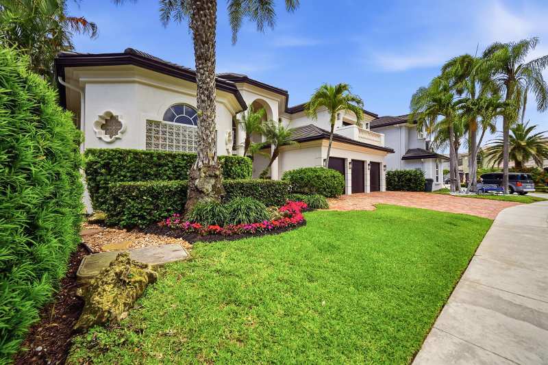 2425 NW 49th Lane, Boca Raton FL 33431