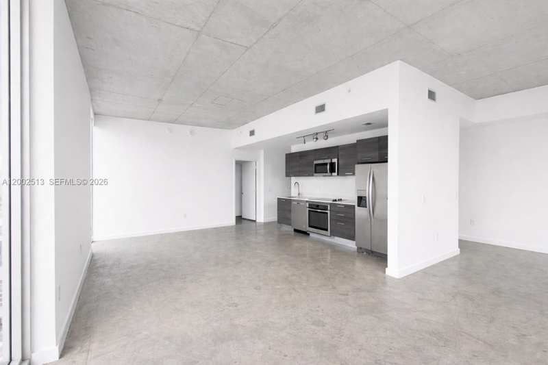 151 SE 1st St # 3001, Miami FL 33131