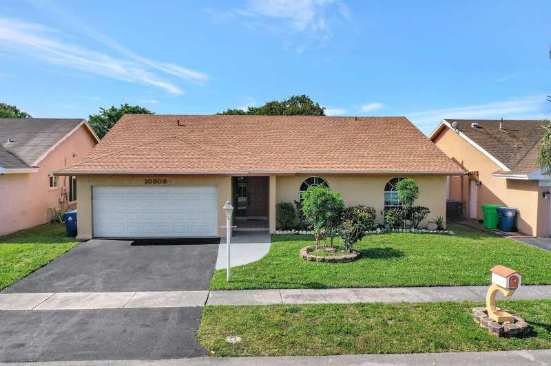 10308 Welleby Isles Lane, Sunrise FL 33351