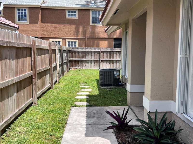 1598 Hawthorne Place, Wellington FL 33414