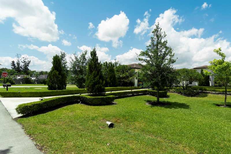 11791 NW 6th Pl, Plantation FL 33325