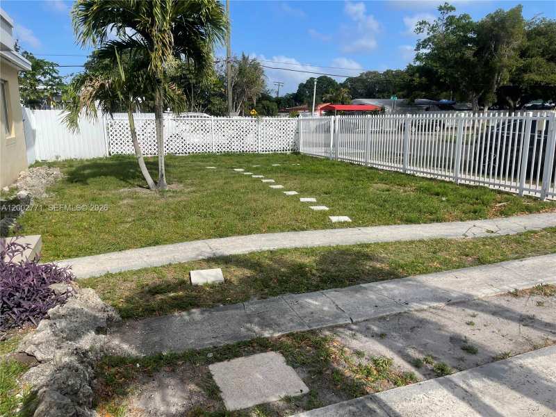 115 NW 120th St, North Miami FL 33168