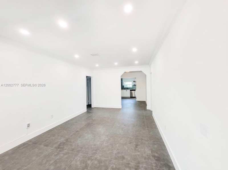 3685 SW 1st Ave, Miami FL 33145