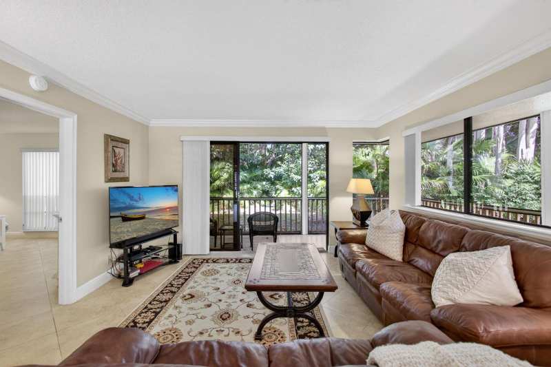 112 Brackenwood Road, Palm Beach Gardens FL 33418