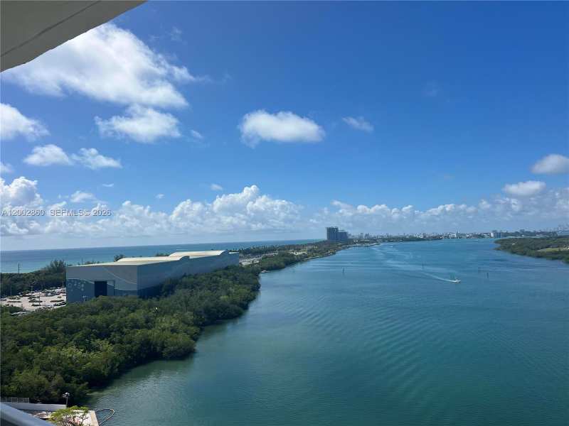 300 Bayview Dr # 1410, Sunny Isles Beach FL 33160
