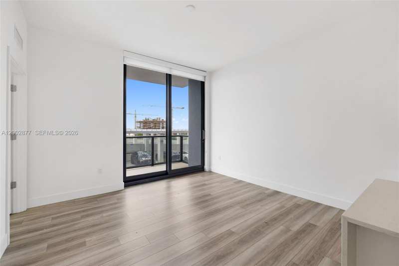 101 Diplomat Pkwy # 805, Hallandale Beach FL 33009