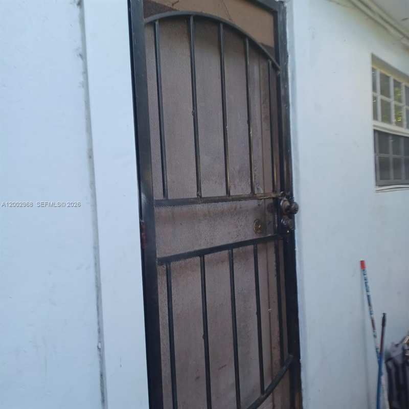 5250 NW 24th Ave, Miami FL 33142