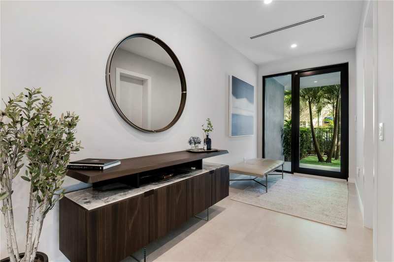 2916 Jackson Ave # 2916, Coconut Grove FL 33133