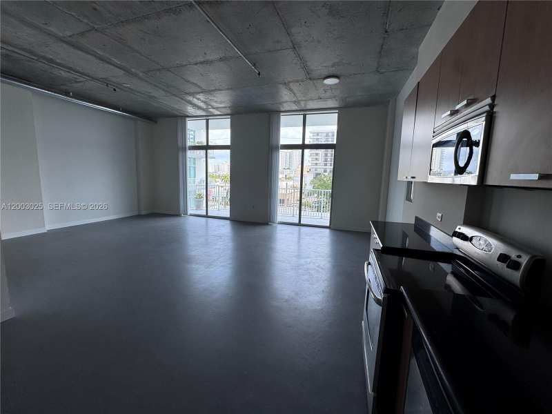2100 Van Buren St # 412, Hollywood FL 33020