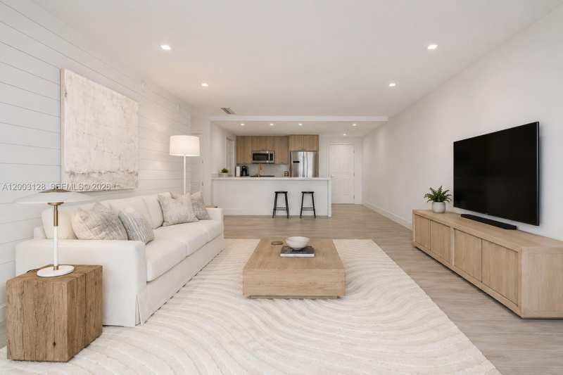 1300 Ponce De Leon Blvd # 815, Coral Gables FL 33134