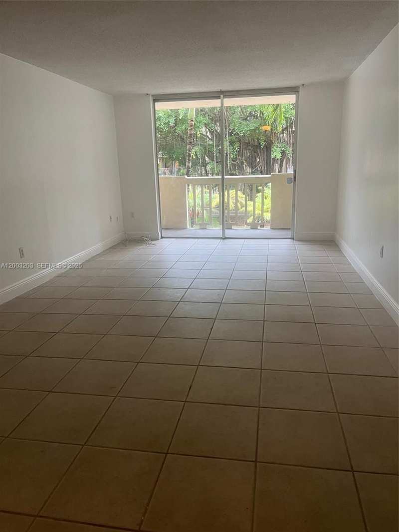 1800 Sans Souci Blvd # 218, North Miami FL 33181