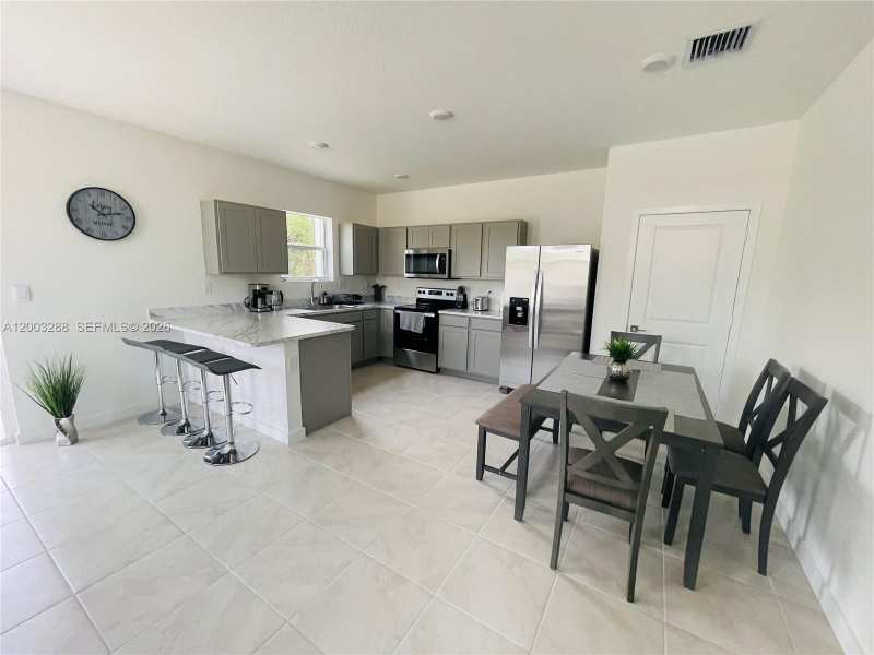 916 SE 19th St # 916, Homestead FL 33034