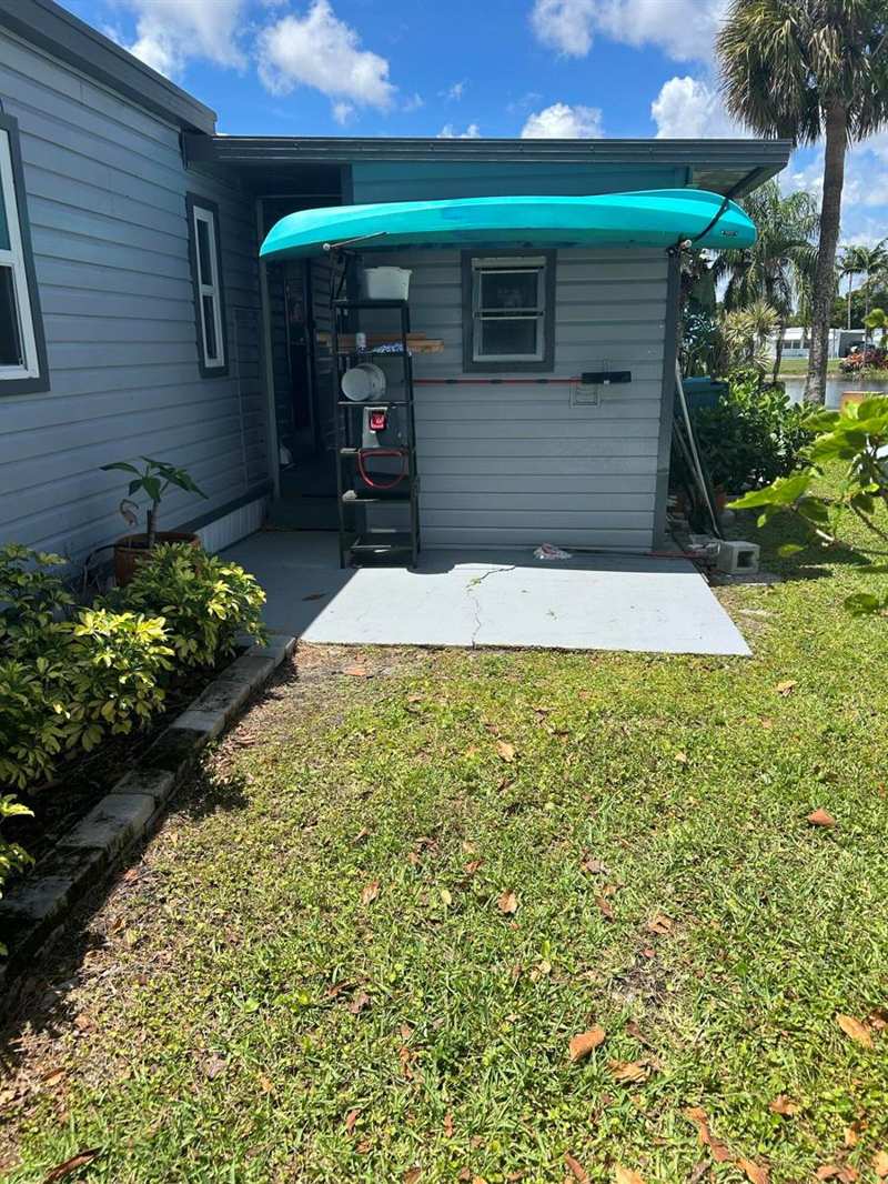 8628 Duke Court E, Boynton Beach FL 33436