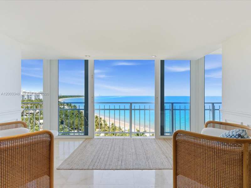 600 Grapetree Dr, Key Biscayne FL 33149