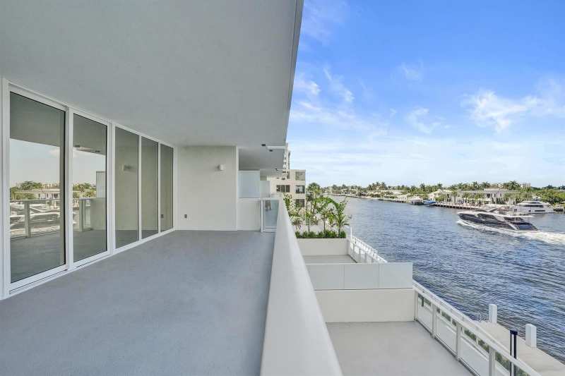 407 N Riverside Drive # 303, Pompano Beach FL 33062