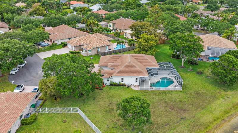 16245 Seneca Circle, Davie FL 33331